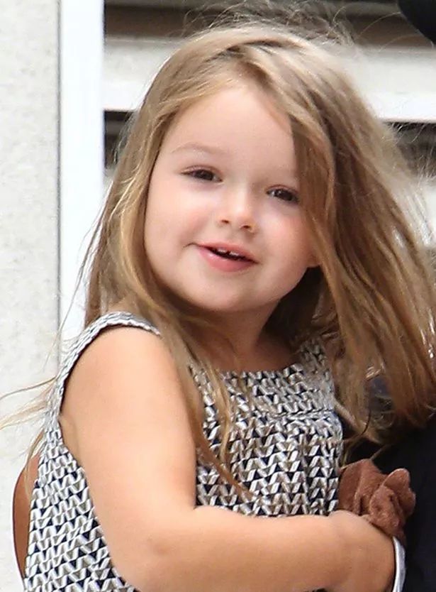 小七在学校里过生日,小七去贵族学校上学