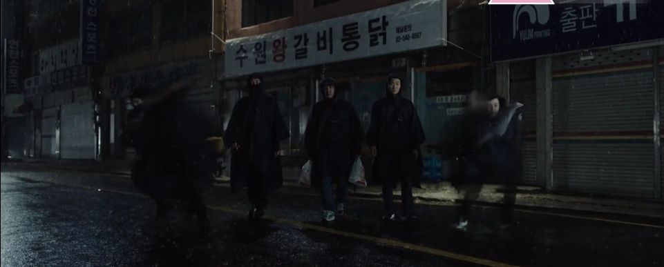 开炸鸡店抓犯人却走上致富的道路,警察辞职后还有出路吗