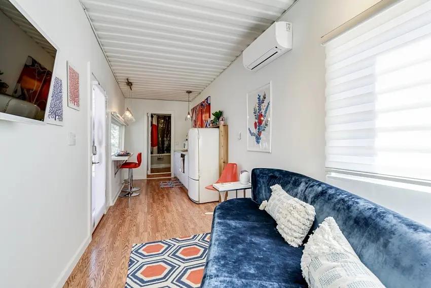 33㎡简约纯白货柜屋！入住美国德州体验树林风光