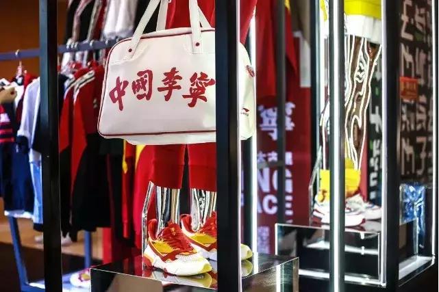 李宁是怎样重新崛起的,李宁回归海澜之家