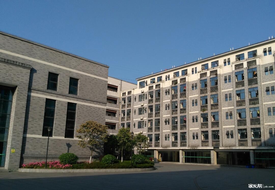 重庆七大直属高中及其校区,重庆主城读高中条件