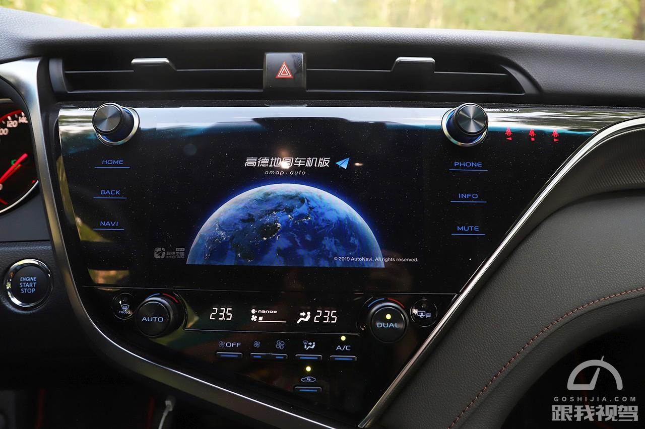 高性价比19款丰田凯美瑞用车体验,全新一代丰田凯美瑞油耗是亮点