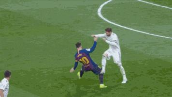 足坛十大速度最快的传奇球员,世界足坛史上十大足球巨星