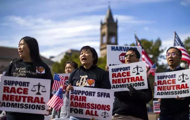 美国网红的一次直播，扯出美国史上最大招生丑闻