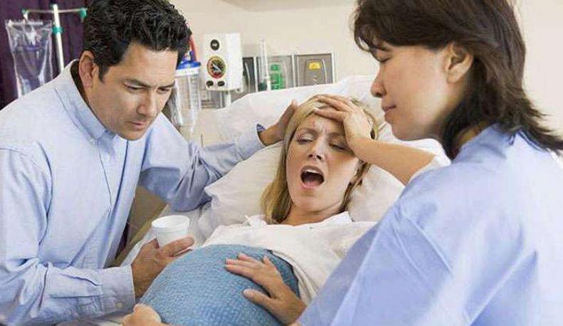 老婆开宫口的时候应该做些什么,妻子临产丈夫这样做大快人心