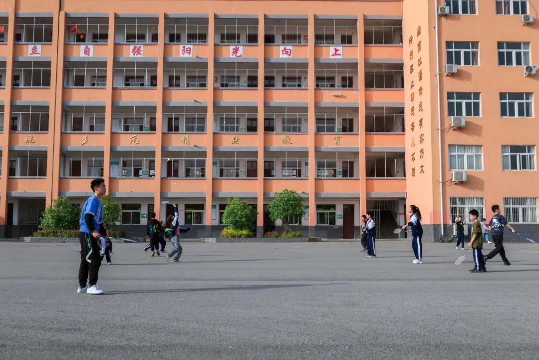 足球、跆拳道、葫芦丝、舞蹈唐河育才实验学校兴趣班趣味无极限