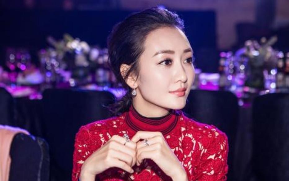 童年被老人或亲戚家带大的孩子,孩子被长辈带大