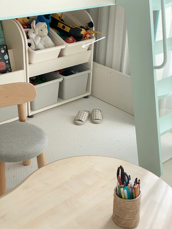 韩国太太客厅坚持不放柜子，茶几扔掉，116㎡反而比样板间干净