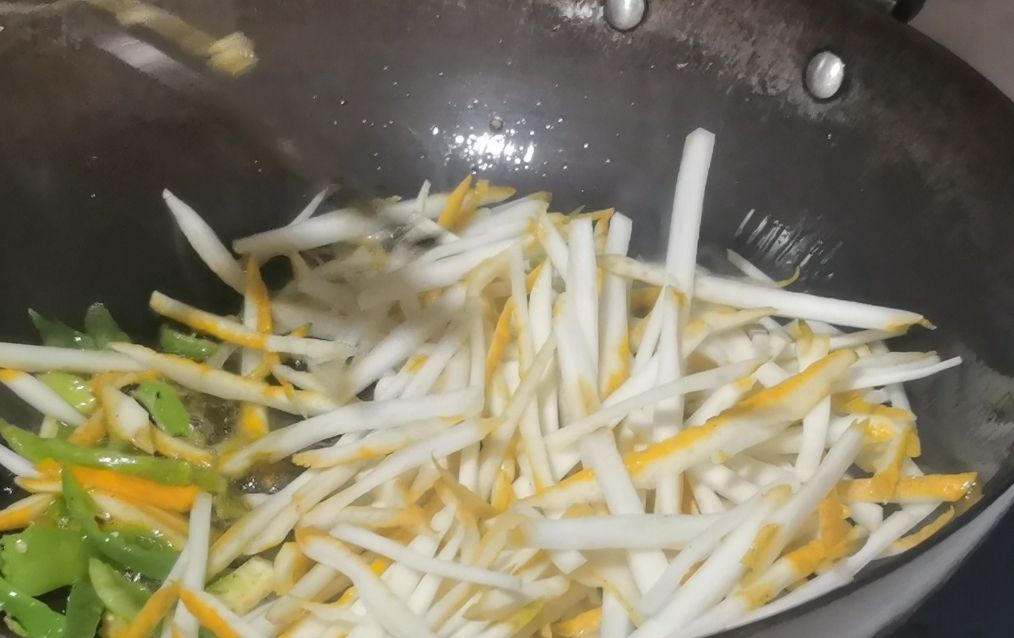 佛手柑做菜的方法,佛手柑怎么做成凉果