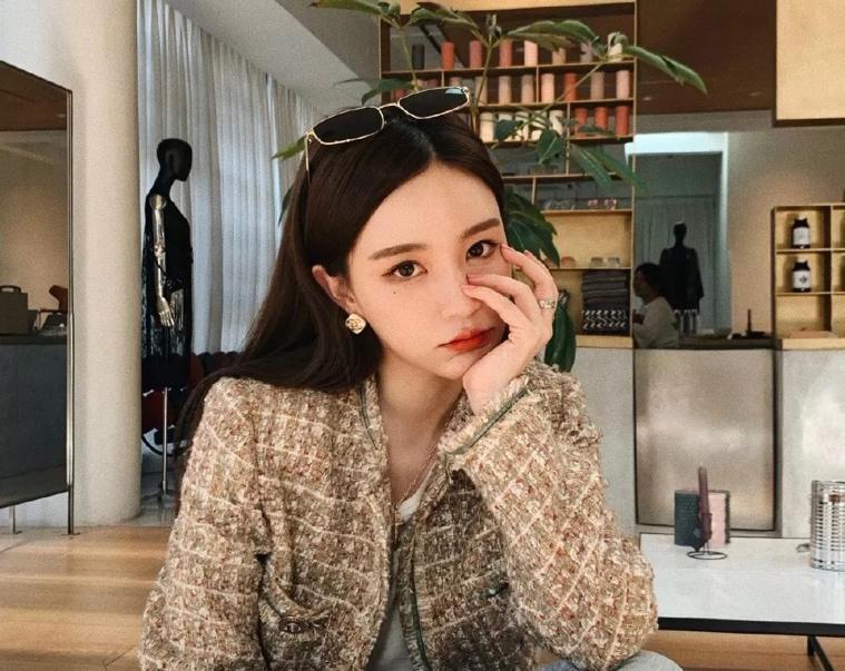 王思聪最爱的6个女人,王思聪感情史