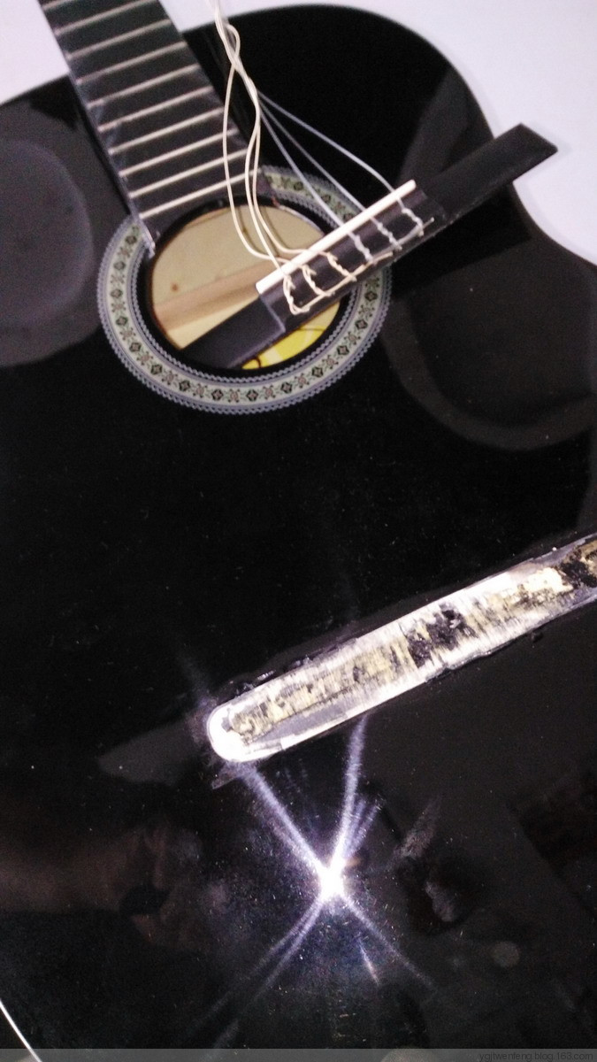 吉他烧火棍对新手什么影响,吉他初学者买烧火棍可以吗