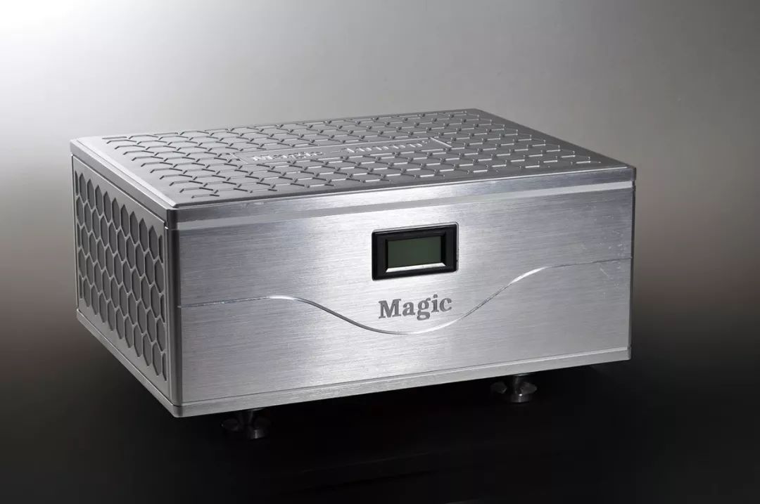让音乐更有活力——隆宇Magic10000+电源净化器