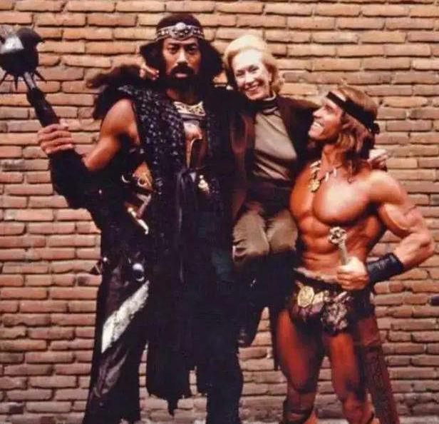 c罗与篮球明星的相遇时刻,当c罗打篮球时是什么样子