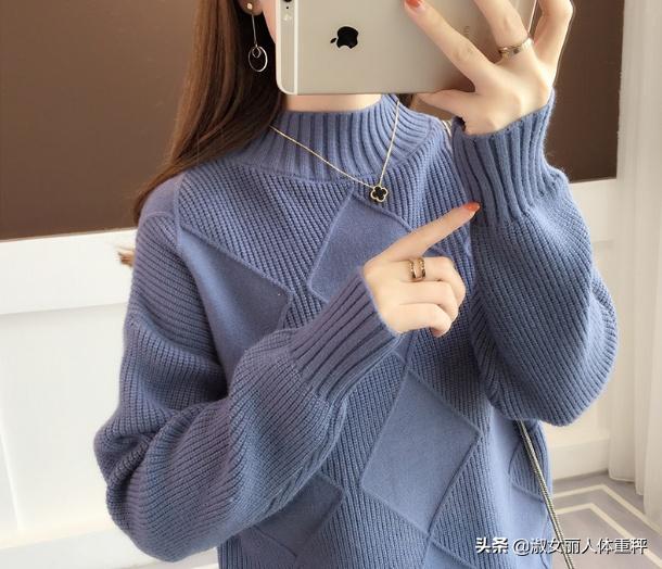 女人不管多大年龄少穿这5种颜色,女人不管年龄多大别总穿黑色