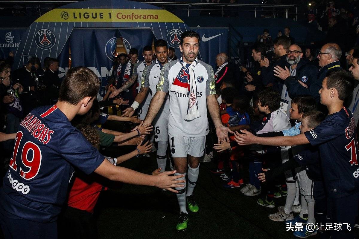 意大利国门布冯现状,布冯加盟巴黎穿几号