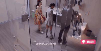 我突袭了同事的包包和办公桌,竟然扒出了这么多秘密