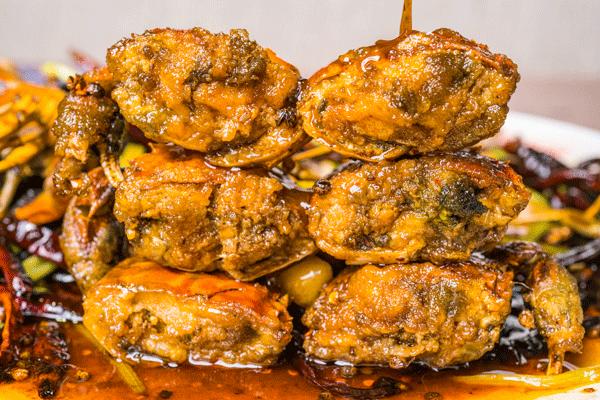 爆排4年の魔都网红大佬,凭①份「冬阴功小龙虾」杀入泰料圈