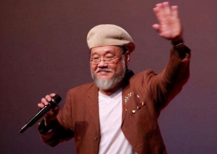 一路走好！香港资深艺人罗铭伟今日正式出殡，因突发心脏病离世