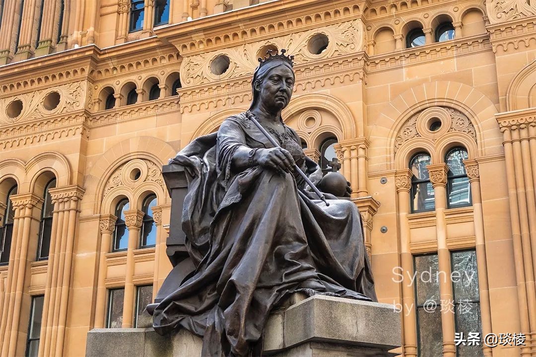 皮尔·卡丹认可的“全球最美购物中心”，拥有一座南半球最大吊钟