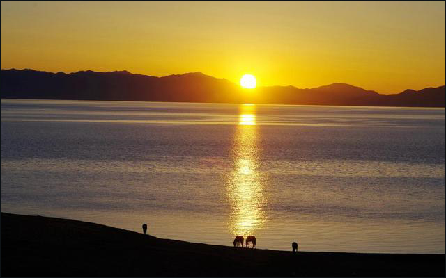 大西洋最后一滴眼泪之赛里木湖,大西洋的最后一滴眼泪赛里木湖