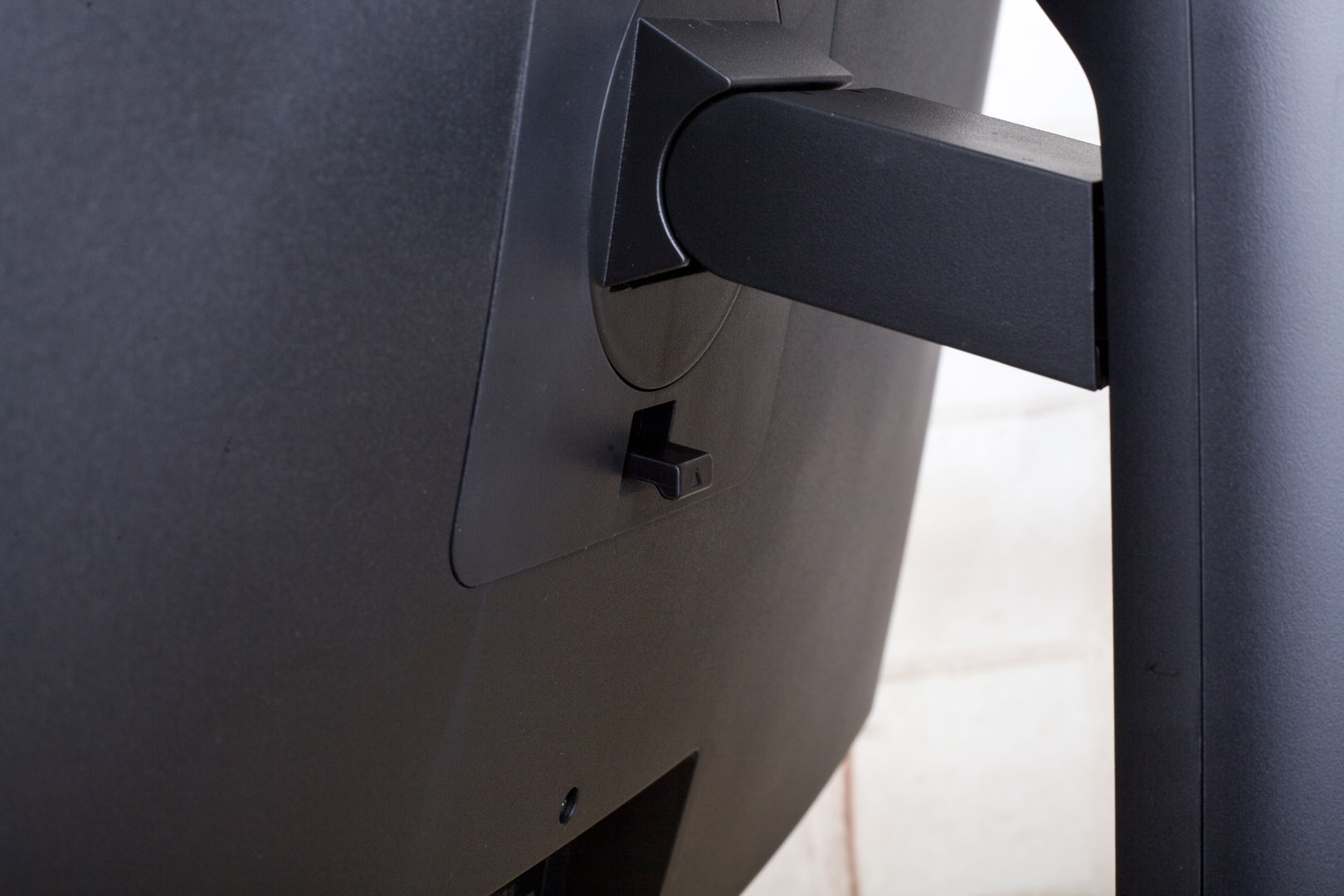 ips技术和ips面板哪个更好,ips面板和tn面板有什么区别