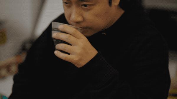 他是吴彦祖、村上隆钟爱的人，连续6年拿下漫画界奥斯卡