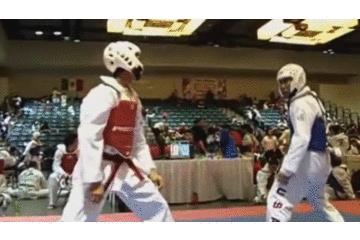 跆拳道街头实战视频,跆拳道街头实战腿法