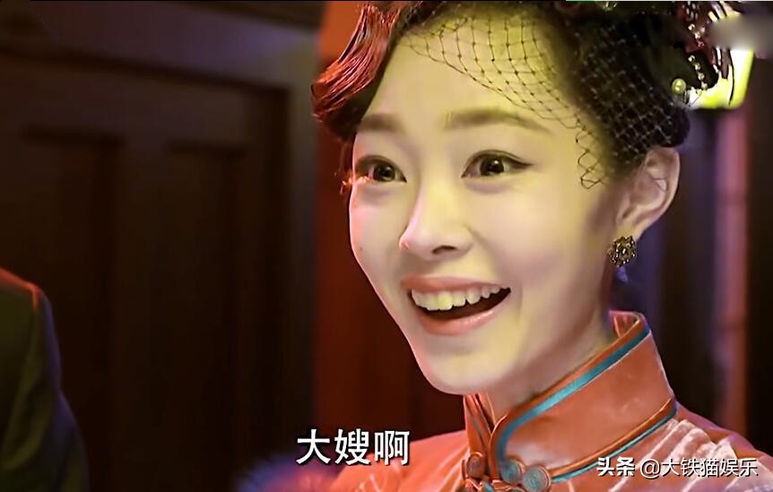 烤瓷牙失败的女明星,有老虎牙的女明星有谁