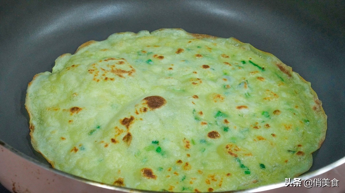 葱花鸡蛋饼发面不用酵母,鸡蛋饼不用葱的家常做法