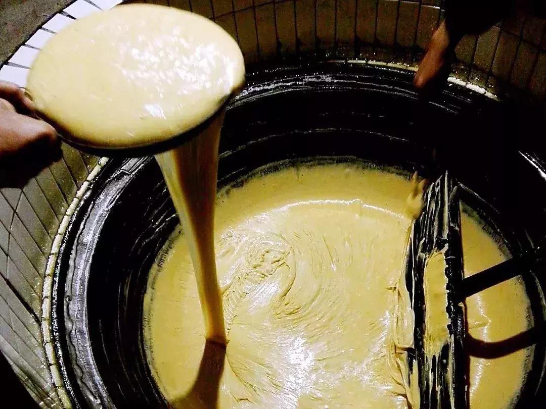 琼锅糖是陕西的吗,陕西琼锅糖是什么油做的