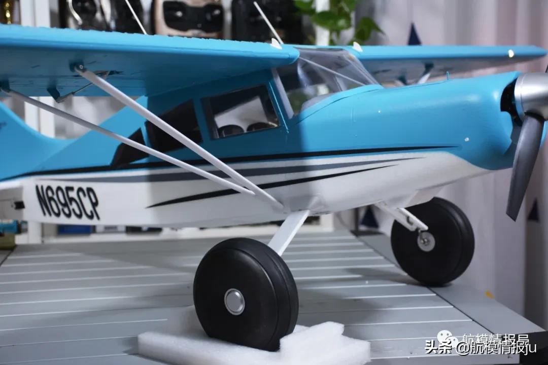 航模遥控飞机测试,莫尔航模开箱