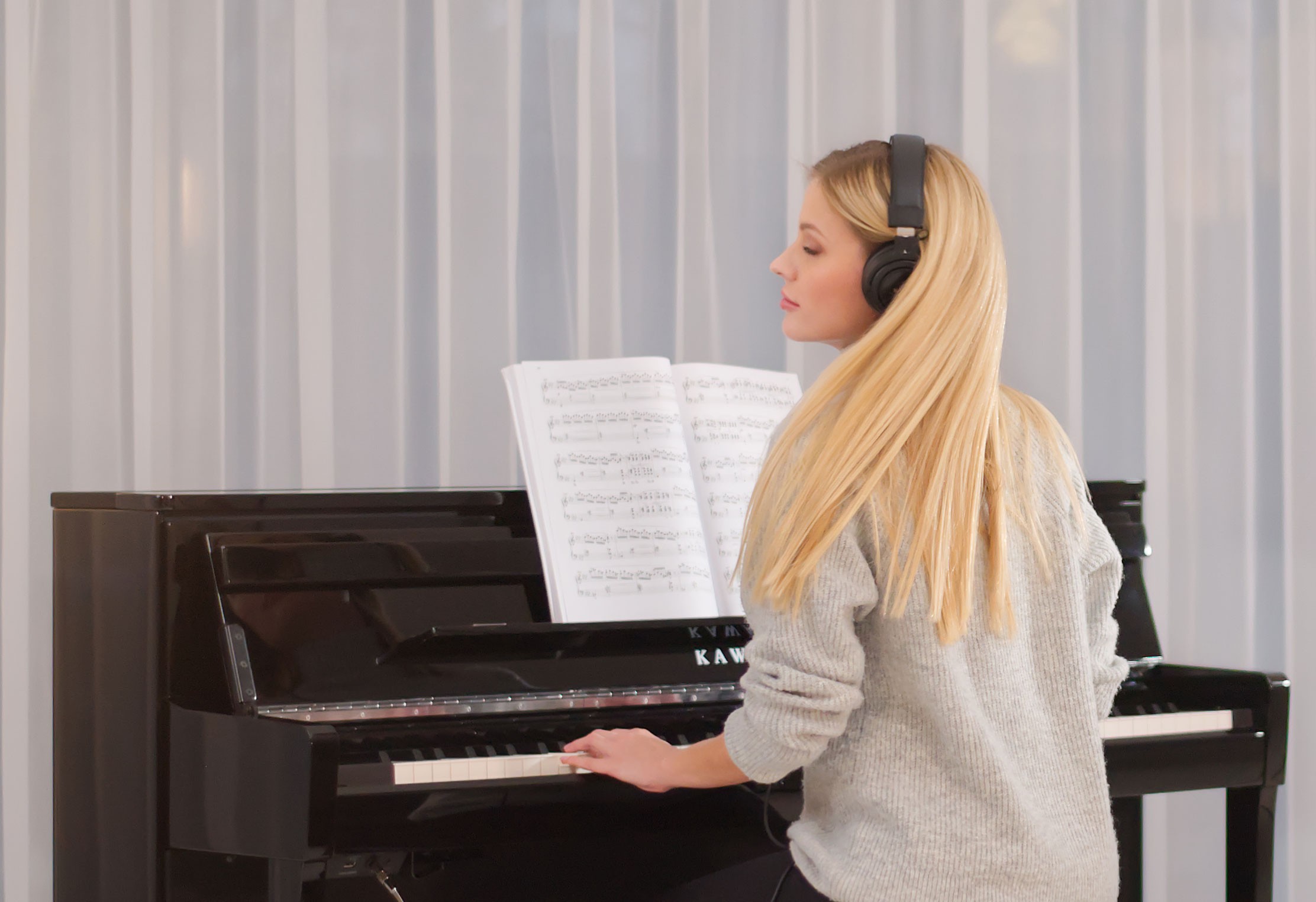 电钢琴有那么大危害吗,电钢琴会有危险吗