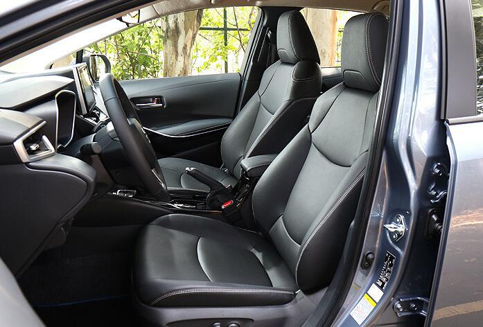 油电混动丰田卡罗拉顶配版,最省油的轿车卡罗拉报价