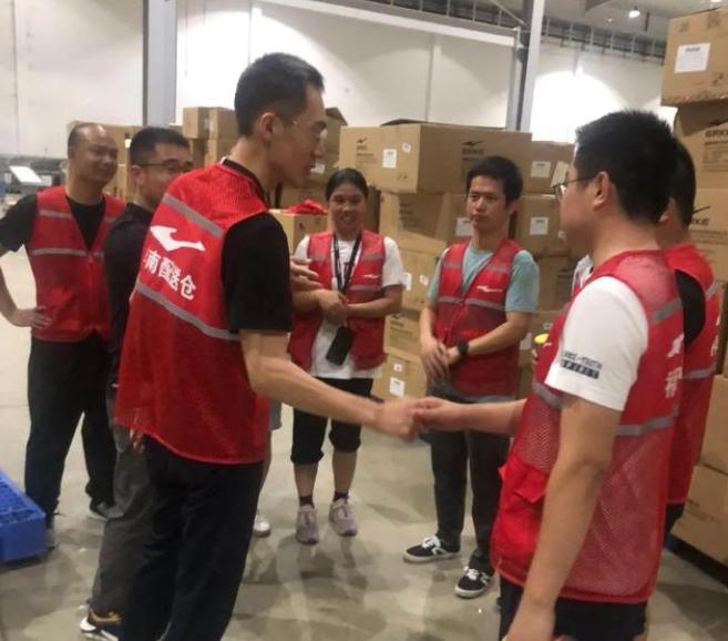 鸿星尔克再捐1个3亿,还能再捐100万亿吗