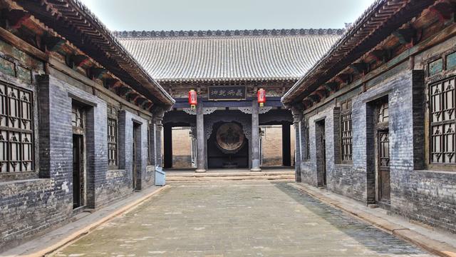 乔家大院是山西最好的大院吗,走进山西乔家大院也很壮观