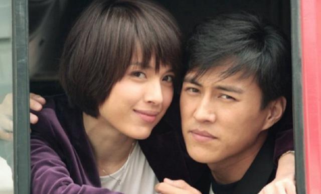 李佳的两段婚姻,青春不言败靳东与李佳是真夫妻吗