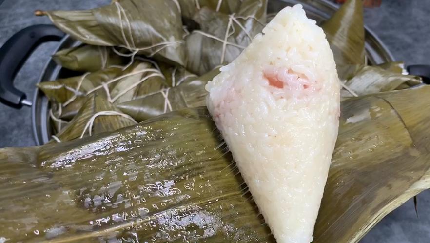 煮粽子怎么煮才能软糯更好,煮粽子要煮多久才能好吃