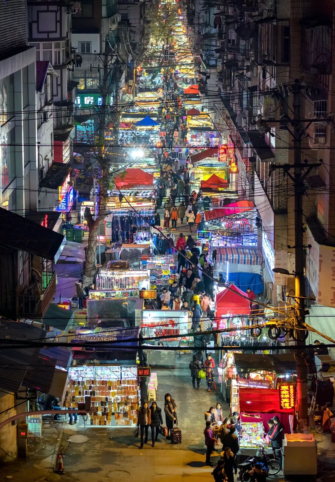 最好吃的夜市店,全国最好吃的十大网红夜市推荐