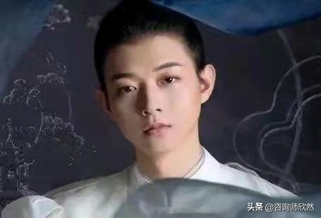 陈露谈与霍尊9年恋情,霍尊称与陈露已分手