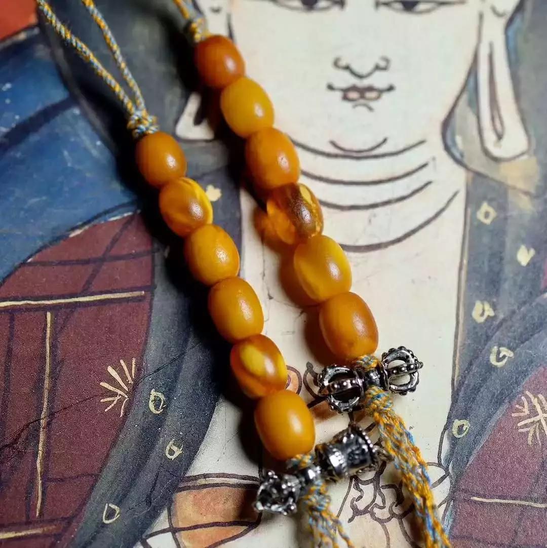 藏式佛珠计数器是怎么用的,佛珠上的计数器怎么挂好看