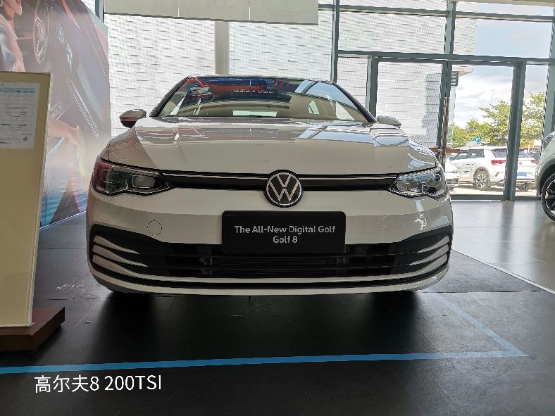 高尔夫8代加装原装倒车影像,高尔夫8代280tsi导航怎么设置