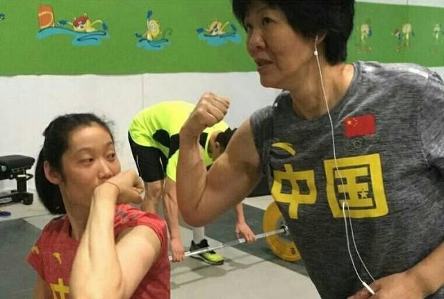 中国足球运动员肌肉,国足朱婷肌肉