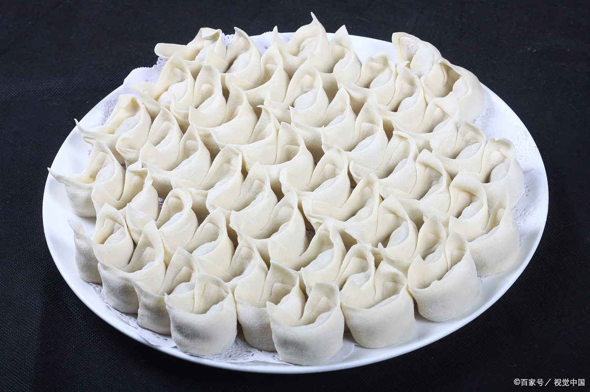 老东北美食鸡蛋西红柿水饺做法,西红柿水饺的家常做法大全