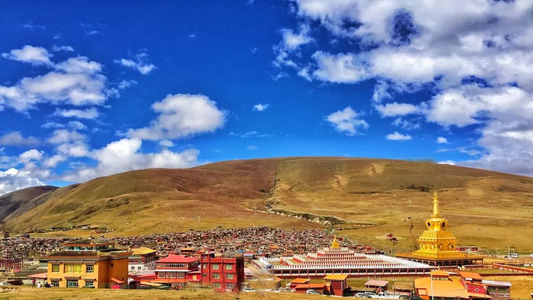 情歌故乡，格萨尔王故里，不去*藏西**就去梦中的香巴拉