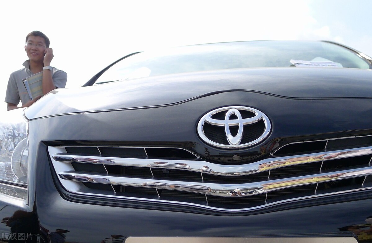 二手车推荐丰田皇冠,丰田花冠二手车自动推荐2万到4万