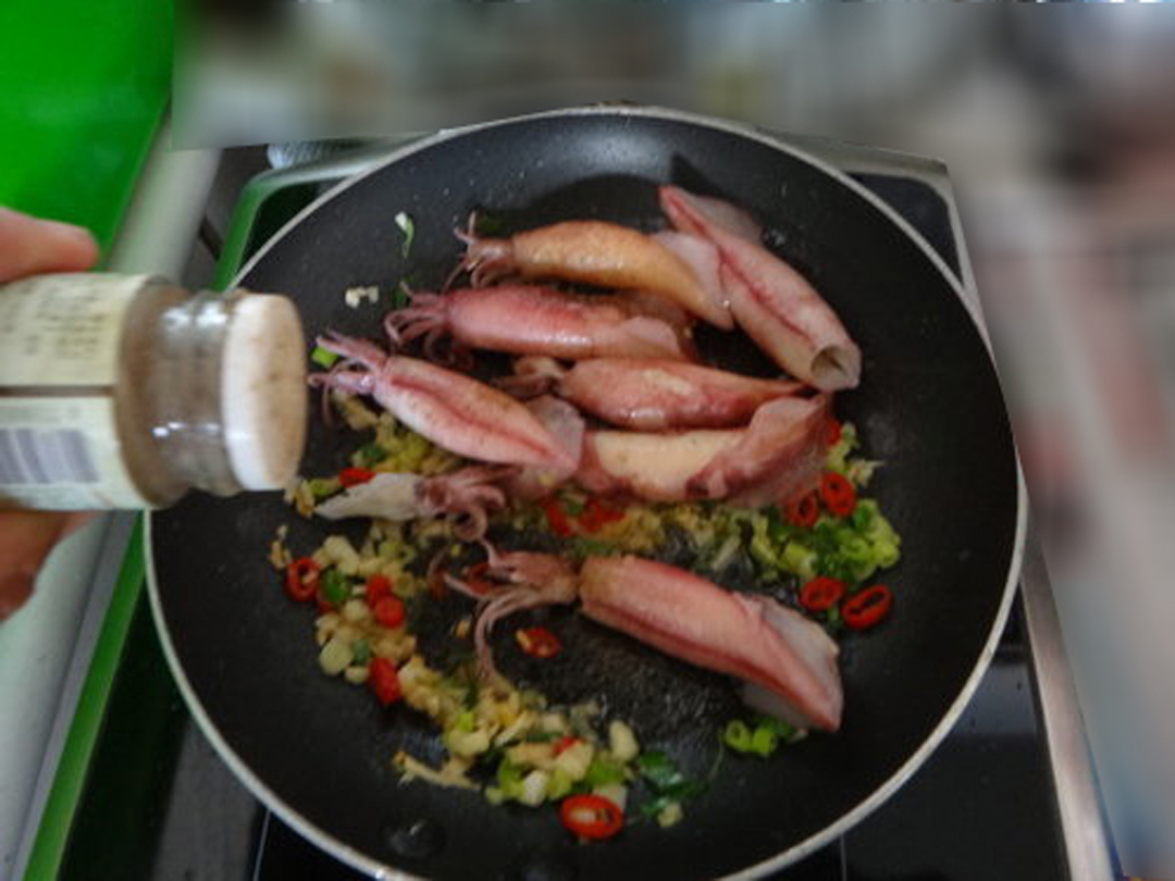 炒墨斗鱼的做法大全窍门,墨斗鱼怎么炒才好吃