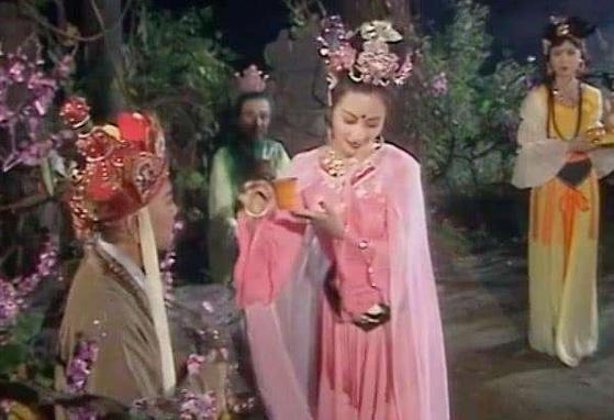 大话西游二情意红尘,大话西游二三转女人