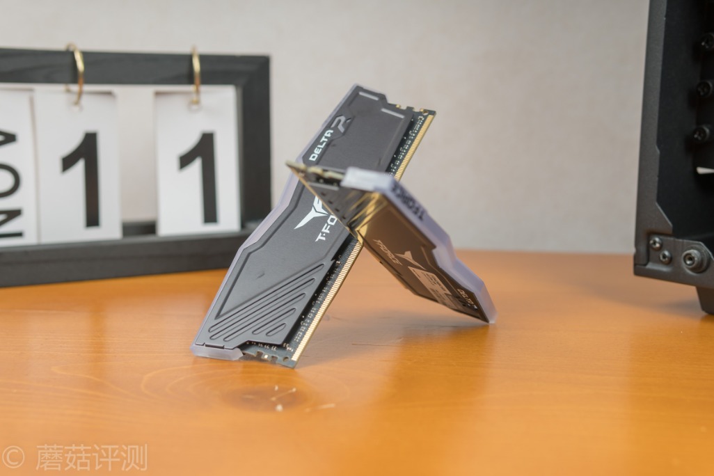 十铨deltargb,十铨team内存几线品牌