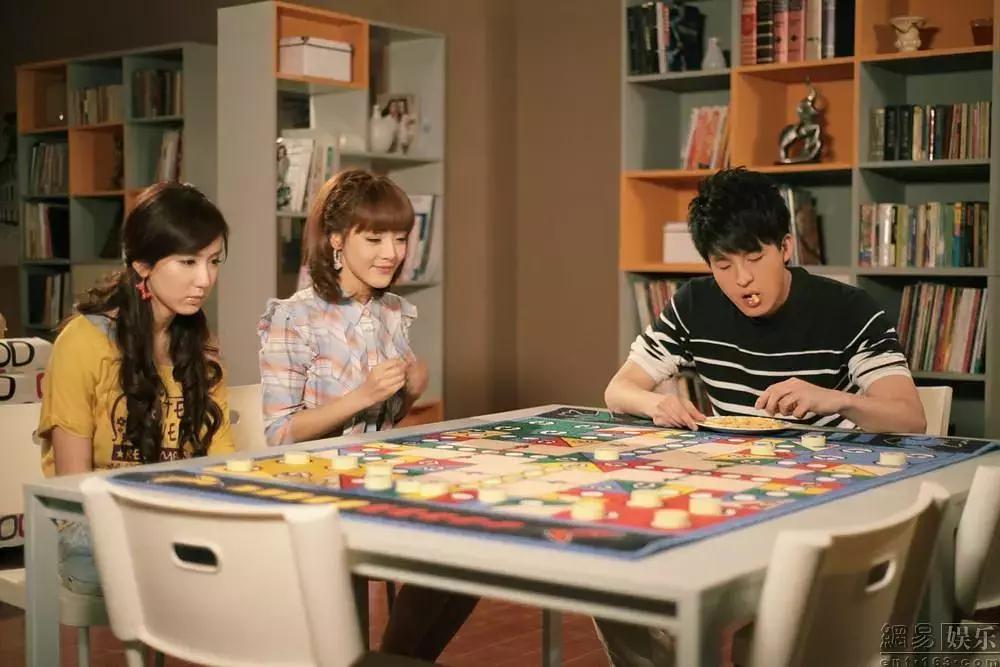 连爱情都没有,谈什么公寓|一个90后的群租房日记