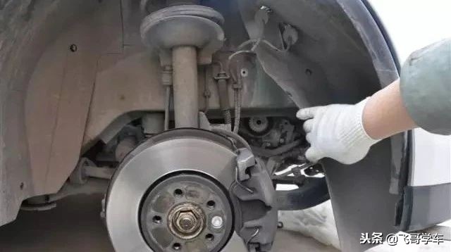 发动机正时皮带的更换步骤,车主自己换正时皮带